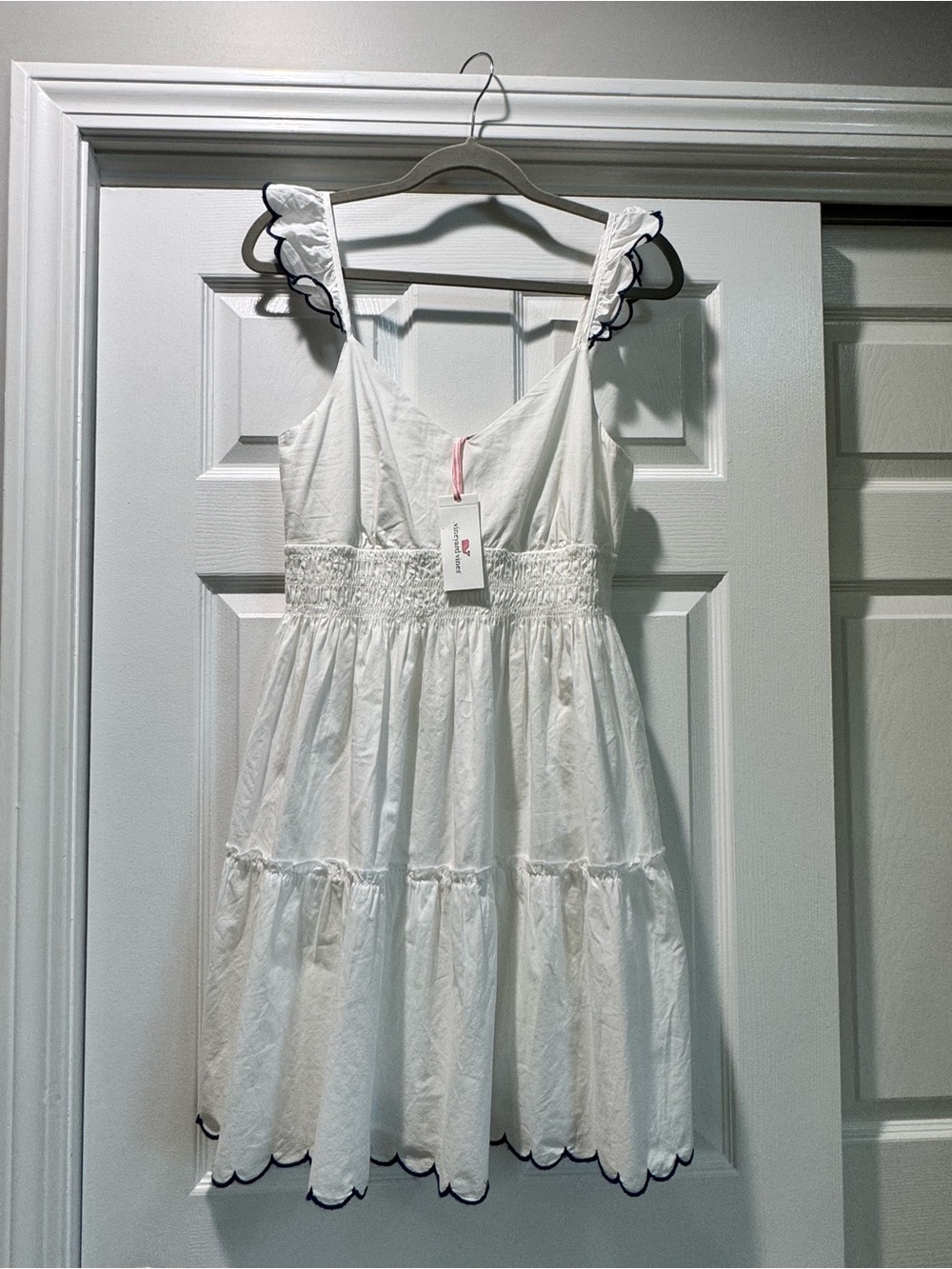 Vineyard Vines White Sundress with blue scallop accents NWT large smocked $268!